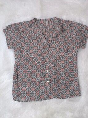 Banana Republic  Button-Down Blouse Size XS